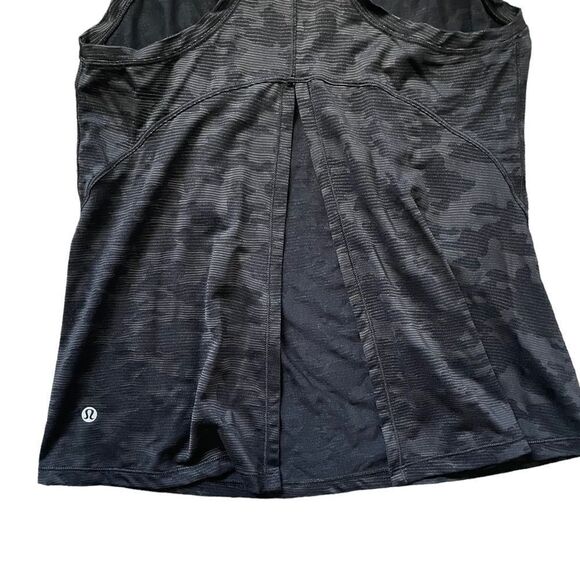 LULULEMON Miles Ahead Tank Black Camo Size 6 - See Measurements - Picture 7 of 11